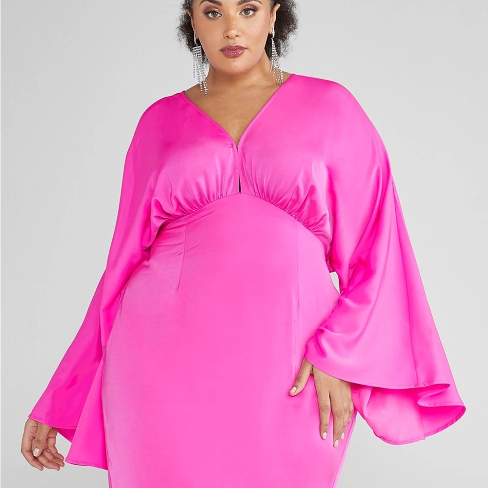 FTF Connie dramatic sleeve dress
